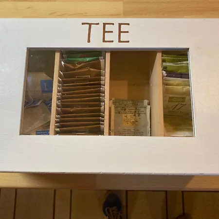 Πανσιόν Double Apple Blossom 3*